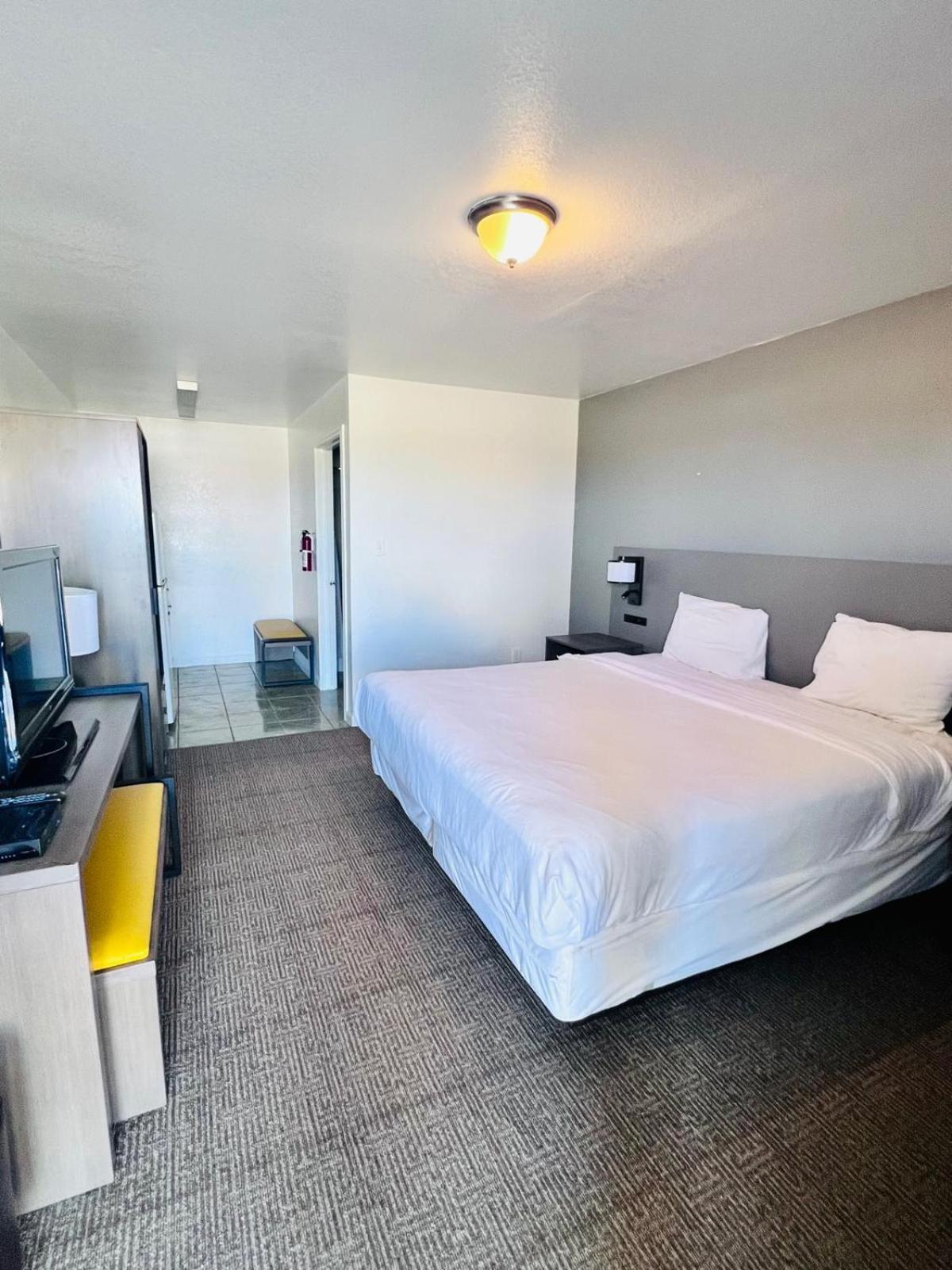 Oyo Garden Inn And Suites Pearsall I-35 East Ngoại thất bức ảnh