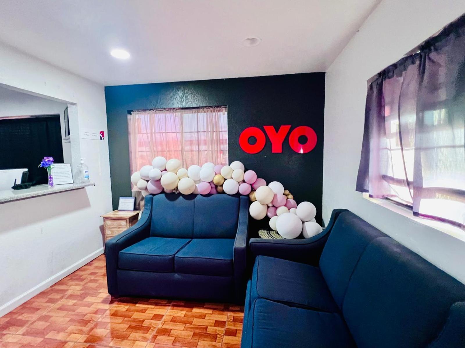 Oyo Garden Inn And Suites Pearsall I-35 East Ngoại thất bức ảnh